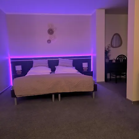 Апартаменты Azyl W Tarsis Eko Park *