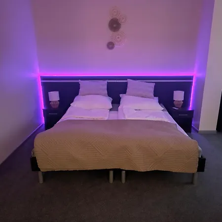 Azyl W Tarsis Eko Park Апартаменты Колобжег